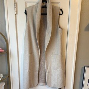 Hilary Radley Cream Sleeveless Cardigan